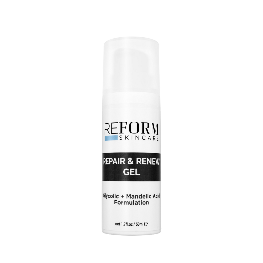 A brilliant exfoliating gel for pigmented skin, acne prone skin and early signs of aging. It helps to fight bacteria. A delicate chemical peeling based on mandelic acid that promotes the natural renewal of the epidermis, helping to attenuate skin imperfections.